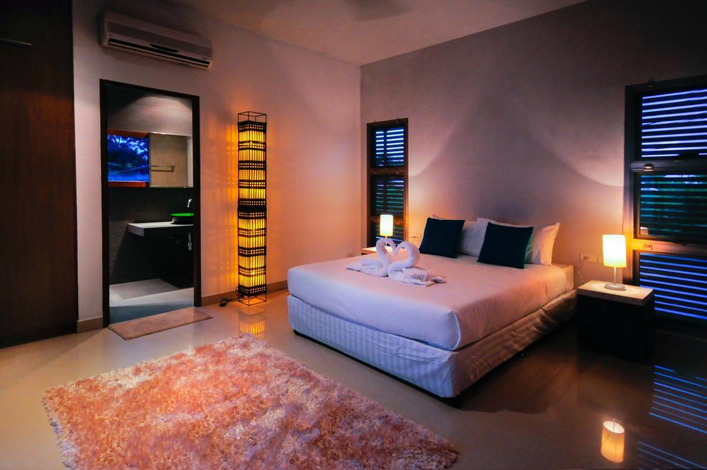 Nai Harn Beach Villa Ngoại thất bức ảnh